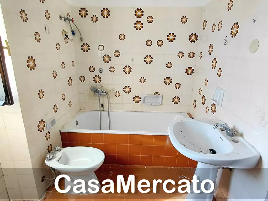 Immagine 15 di Trilocale in vendita  a Rocca Di Papa