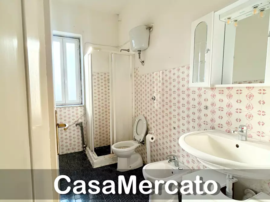 Immagine 25 di Bilocale in vendita  a Rocca Di Papa