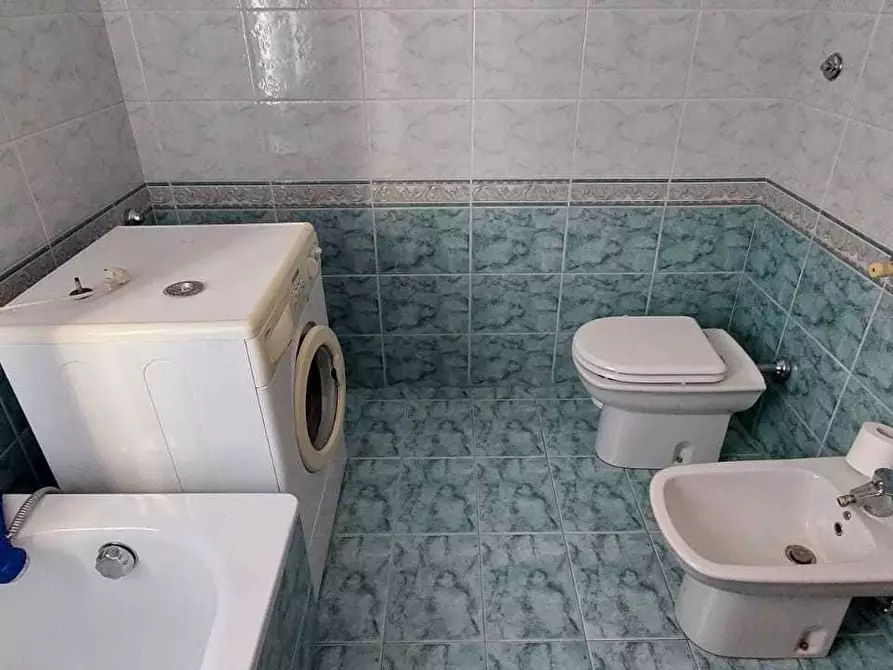 Immagine 15 di Trilocale in affitto  in Via Primo Maggio a Rocca Di Papa