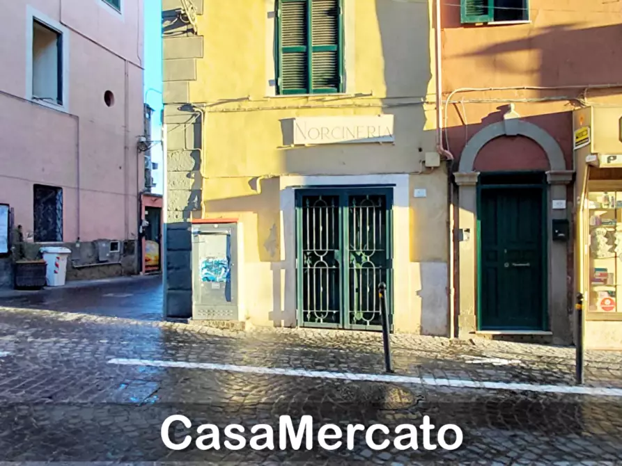 Immagine 2 di Locale commerciale in affitto  in Corso Giuseppe Garibaldi a Ariccia