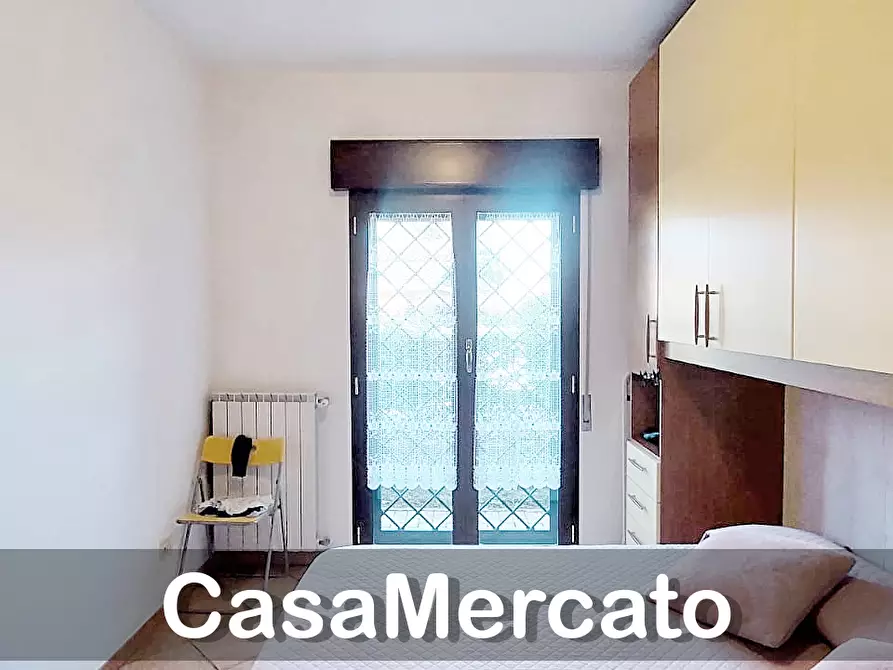 Immagine 14 di Bilocale in vendita  a Rocca Di Papa