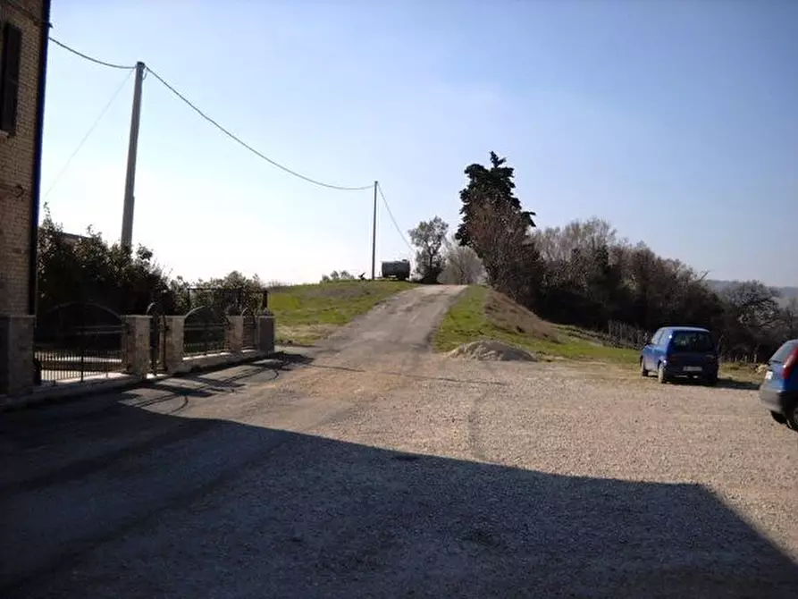 Immagine 4 di Terreno edificabile in vendita  in contrada a Castorano