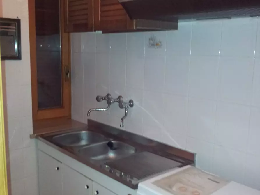 Immagine 14 di Casa indipendente in vendita  a Castorano