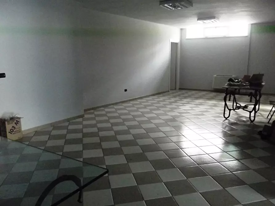 Immagine 32 di Capannone industriale in vendita  a Acquaviva Picena