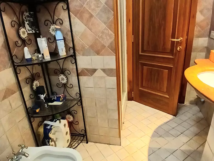 Immagine 71 di Casa indipendente in vendita  a Ancarano