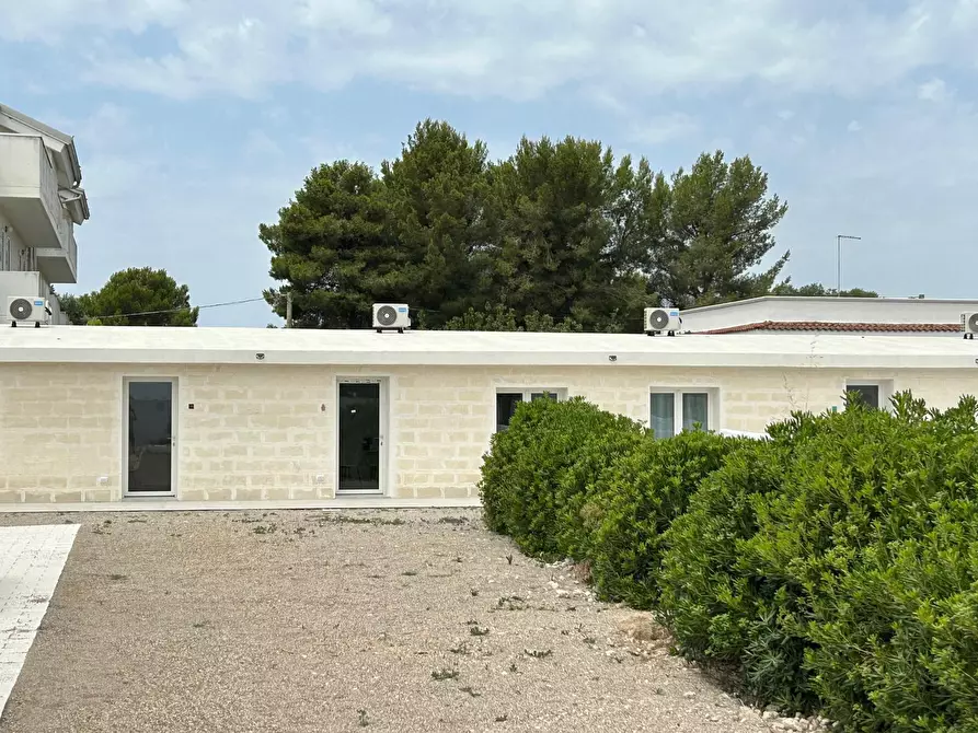 Immagine 29 di Casa vacanze in vendita  a Pulsano