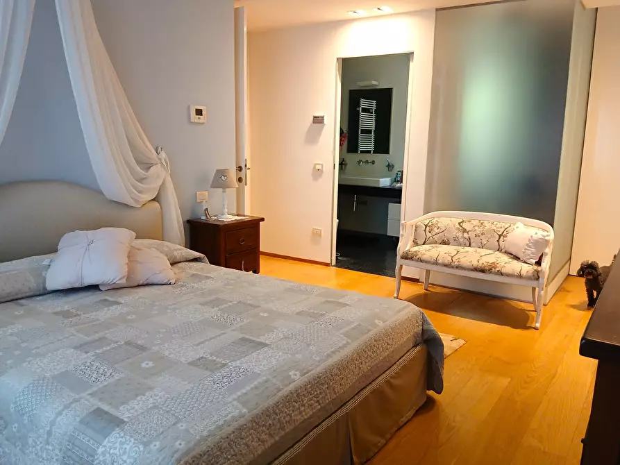 Immagine 37 di Villa in vendita  a San Benedetto Del Tronto