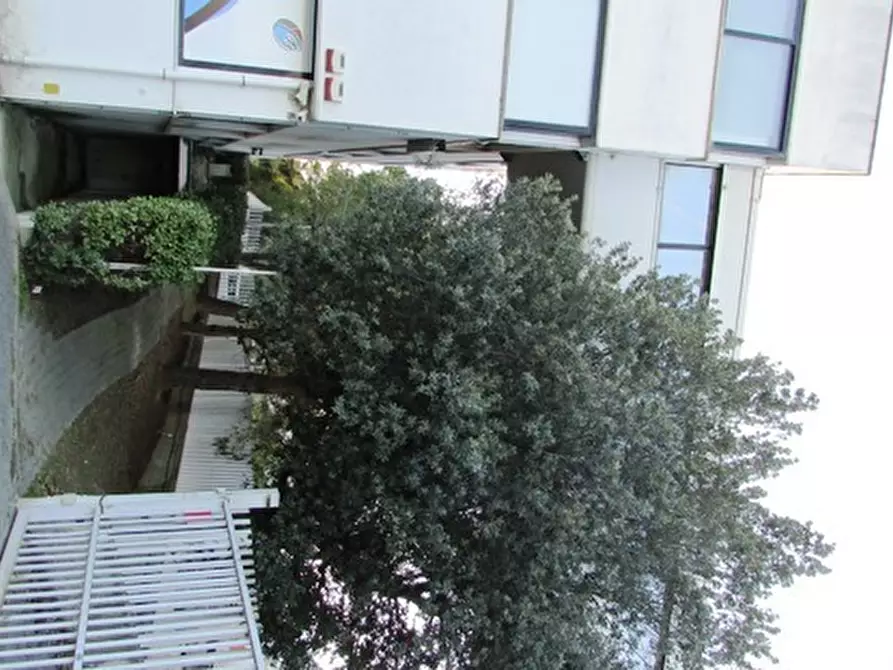 Immagine 21 di Capannone industriale in affitto  in Via Leonardo Da Vinci a San Benedetto Del Tronto