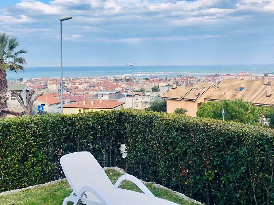 Immagine 2 di Casa indipendente in vendita  a San Benedetto Del Tronto