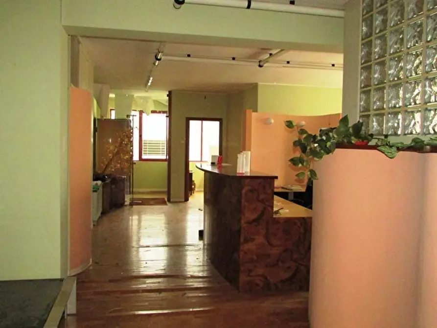 Immagine 1 di Ufficio in vendita  in VIA OTTONI 17 a Matelica