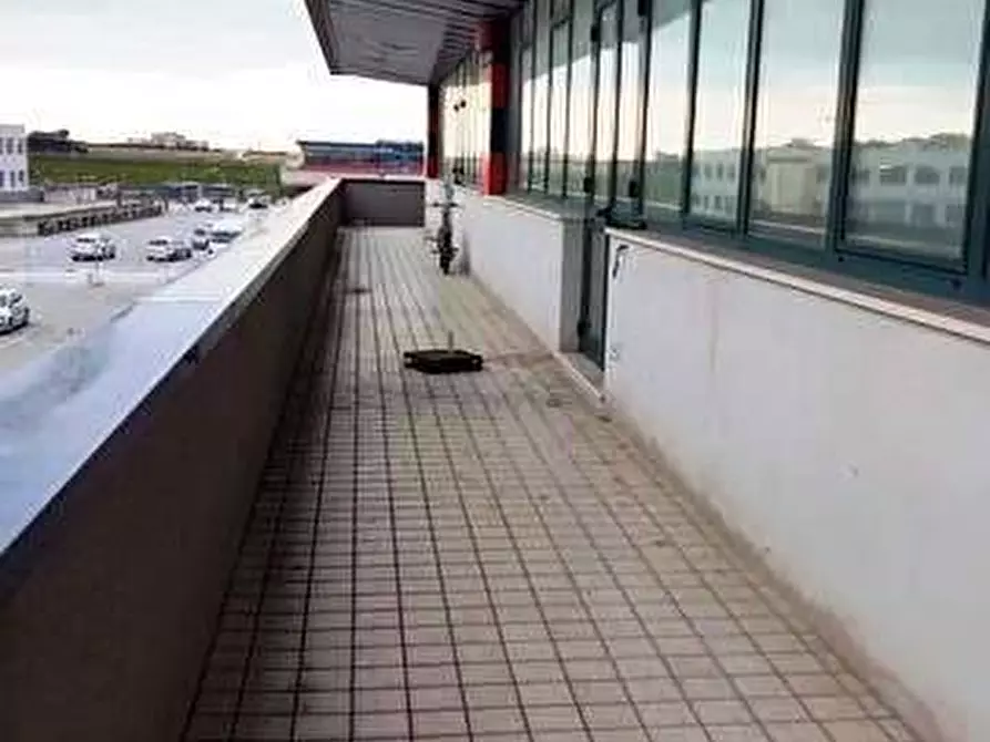 Immagine 9 di Laboratorio in vendita  in VIA LUIGI EINUDI a Civitanova Marche