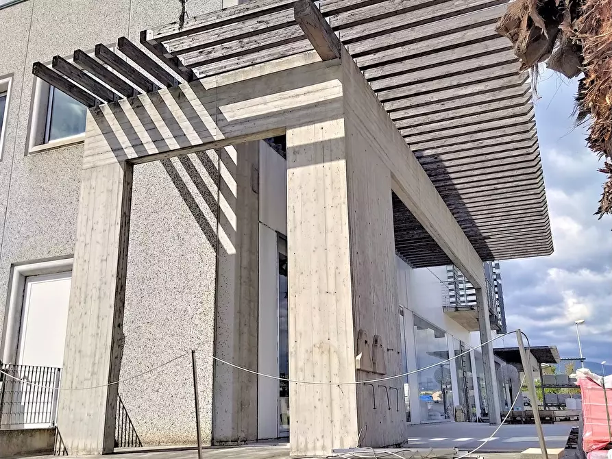 Immagine 8 di Locale commerciale in vendita  a Spinetoli