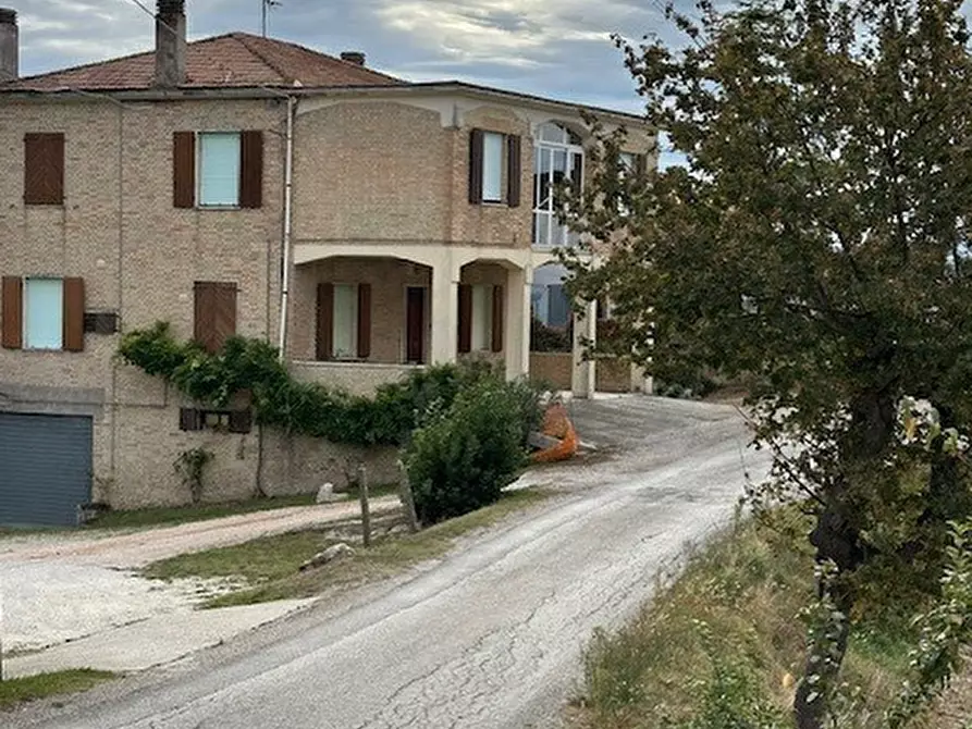 Immagine 43 di Casa bifamiliare in vendita  a Carassai
