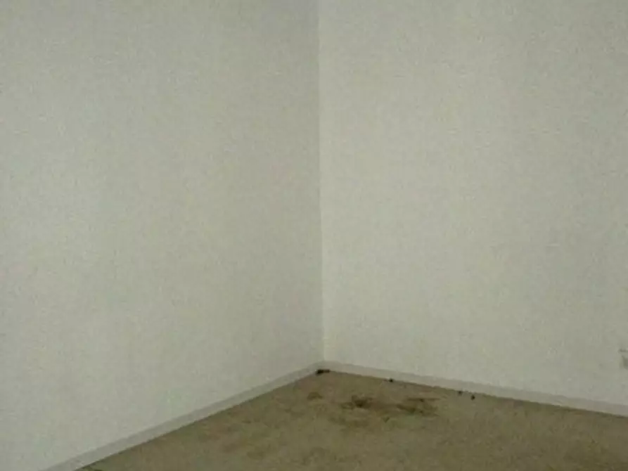 Immagine 30 di Capannone industriale in affitto  in Via Leonardo Da Vinci a San Benedetto Del Tronto