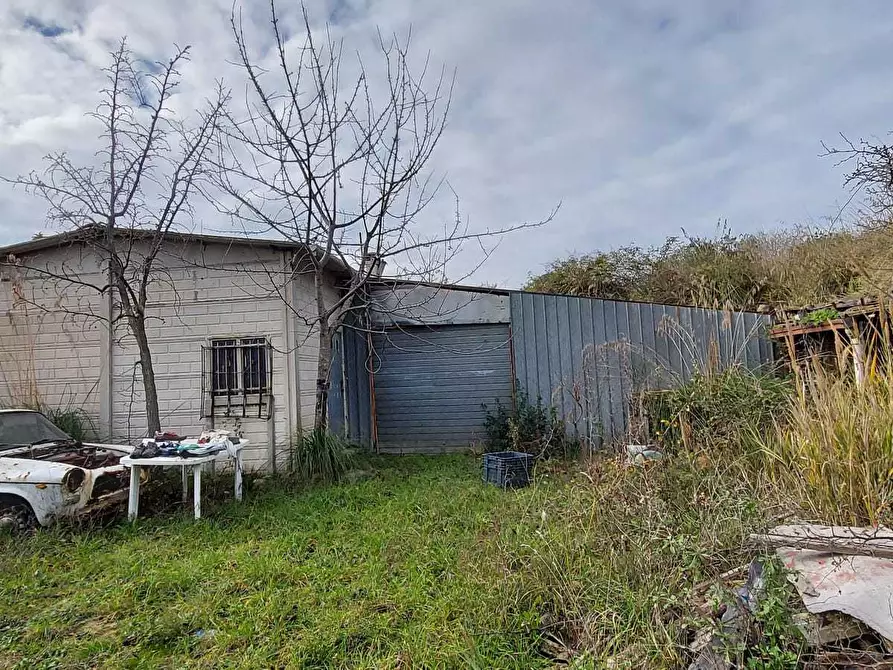 Immagine 8 di Rustico / casale in vendita  a San Benedetto Del Tronto