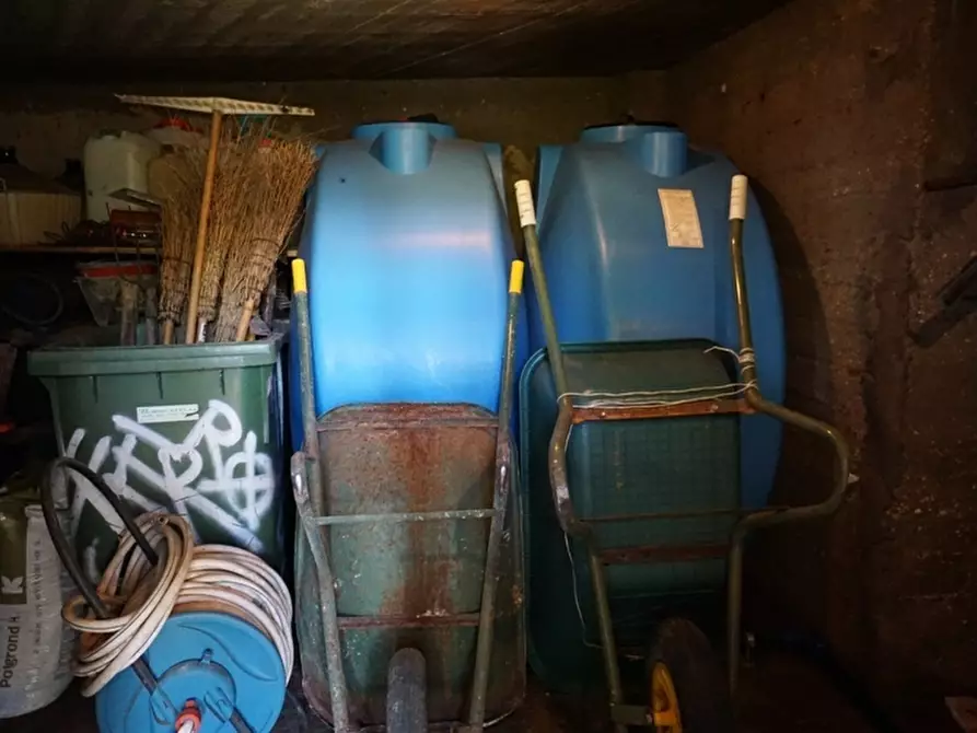 Immagine 85 di Casa indipendente in vendita  a Ascoli Piceno