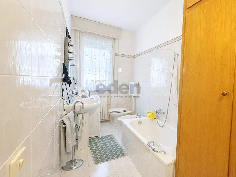 Immagine 9 di Trilocale in vendita  in Viale Leonardo da Vinci 85 a Modena