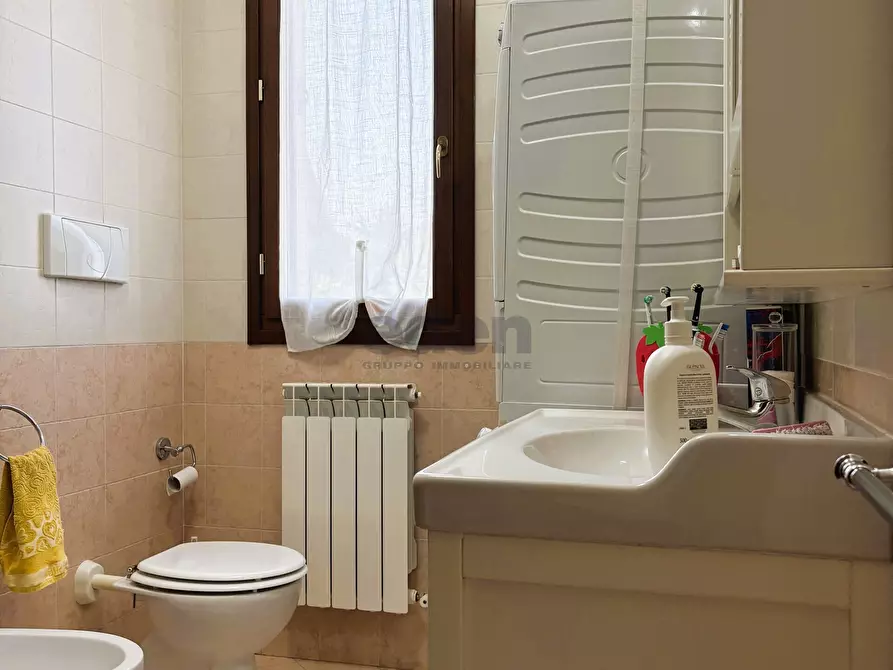 Immagine 12 di Trilocale in vendita  in Corso Martiri 242 a Castelfranco Emilia