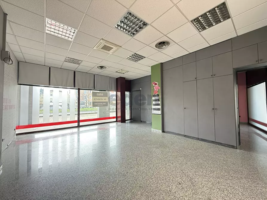 Immagine 4 di Locale commerciale in vendita  in Via Carlo Zucchi 41 a Modena