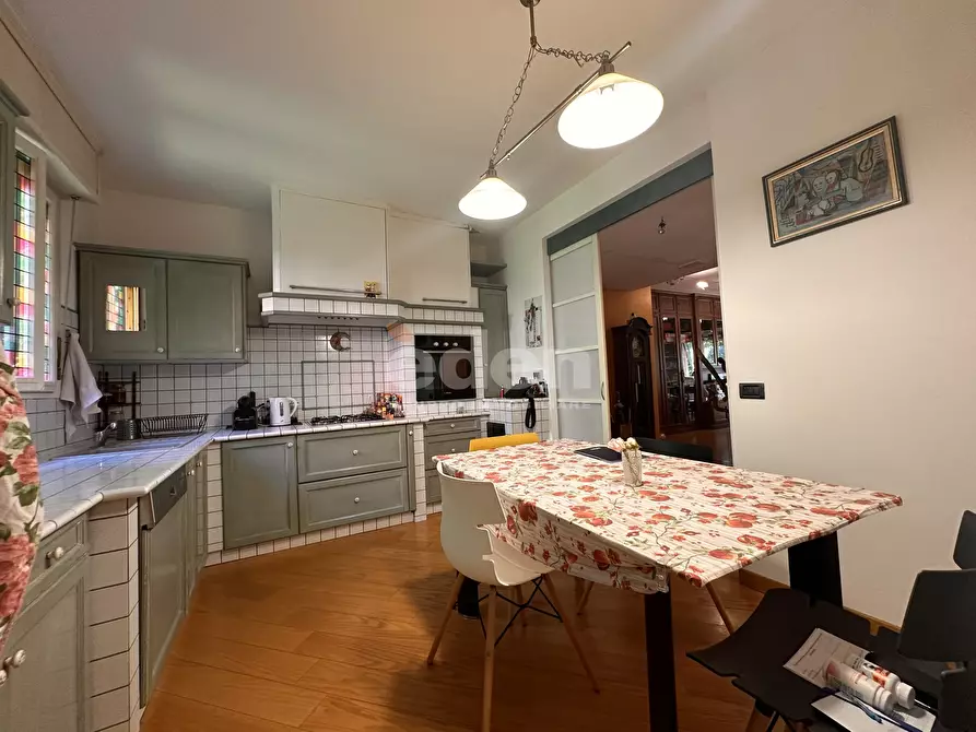 Immagine 31 di Quadrilocale in vendita  in Piazza Guido Rossa 8 a Modena