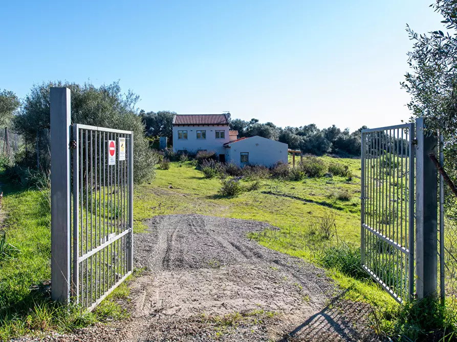Immagine 2 di Villa in vendita  a Soleminis
