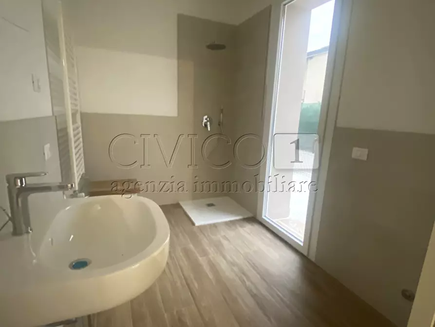 Immagine 12 di Porzione di casa in vendita  in Via San Francesco a Veggiano