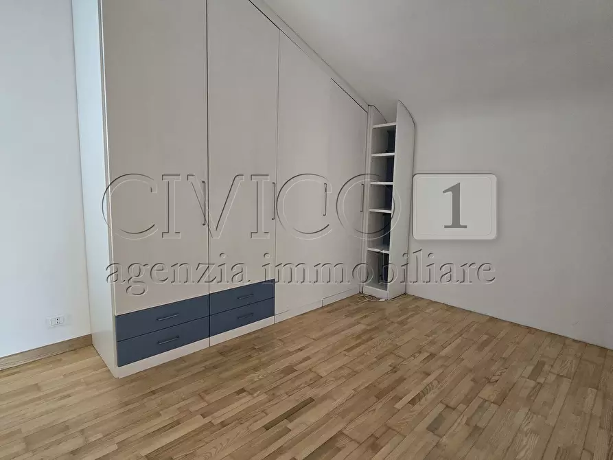 Immagine 26 di Casa bifamiliare in vendita  a Torri Di Quartesolo