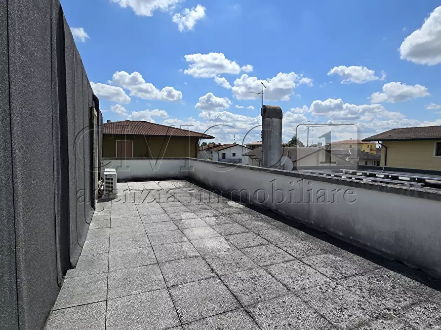 Immagine 19 di Casa bifamiliare in vendita  a Torri Di Quartesolo