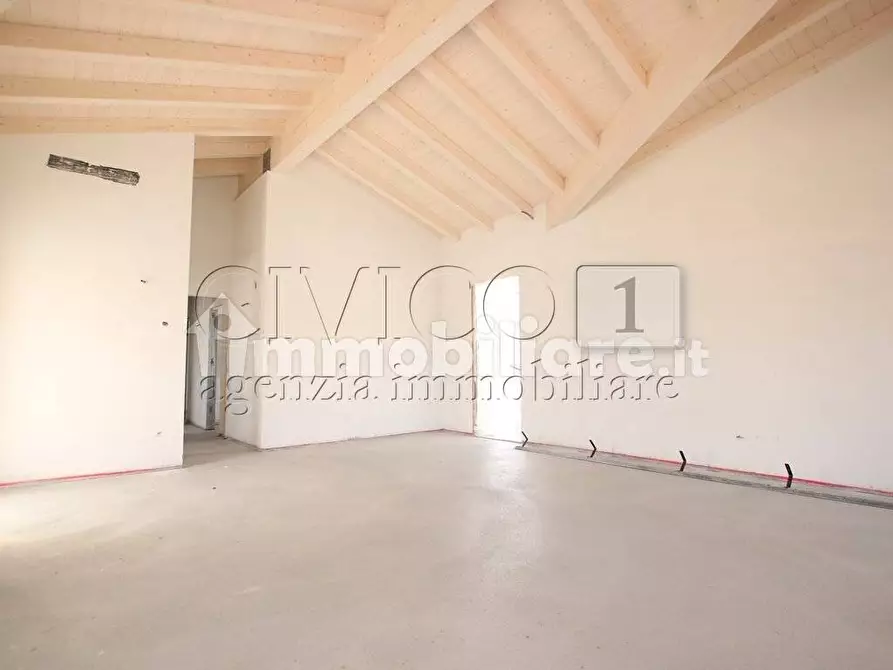 Immagine 4 di Casa semindipendente in vendita  in Via Dante Alighieri 22 a Longare