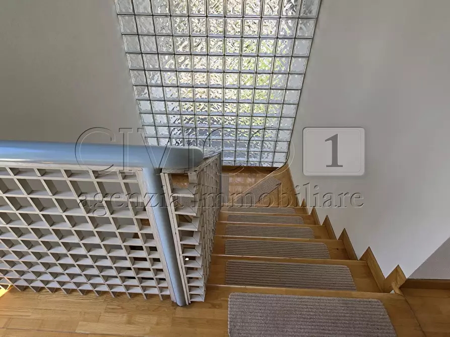 Immagine 21 di Casa bifamiliare in vendita  a Torri Di Quartesolo