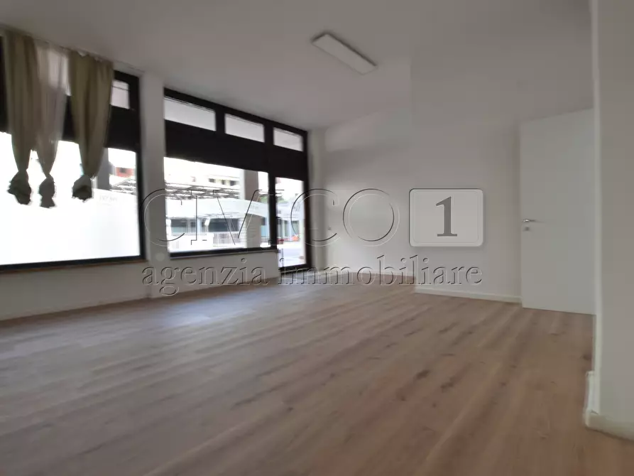 Immagine 11 di Locale commerciale in affitto  in Via Roma 110 a Vigodarzere