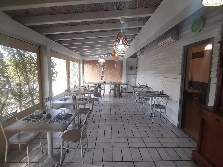 Immagine 5 di Bar / Ristorante in vendita  in via monte san martino 57 a Gallarate