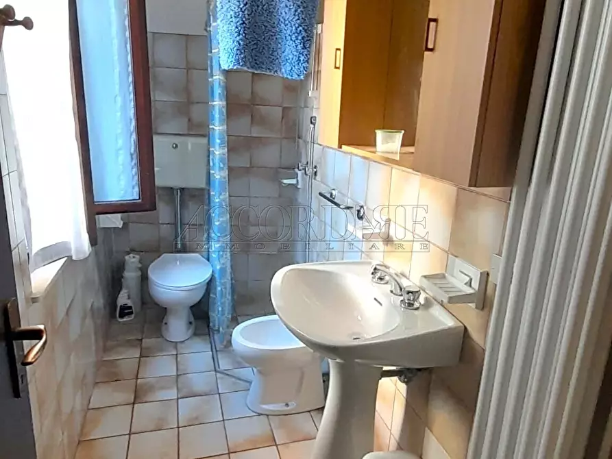 Immagine 6 di Trilocale in vendita  in via Colle 14 a Castello Tesino