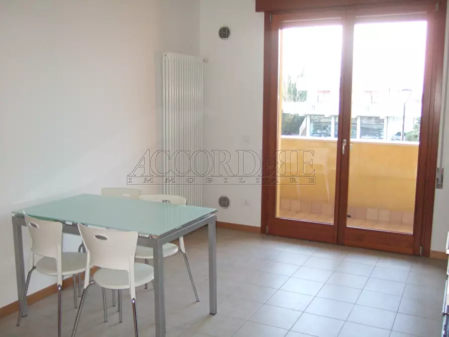 Immagine 2 di Trilocale in affitto  a Montegrotto Terme