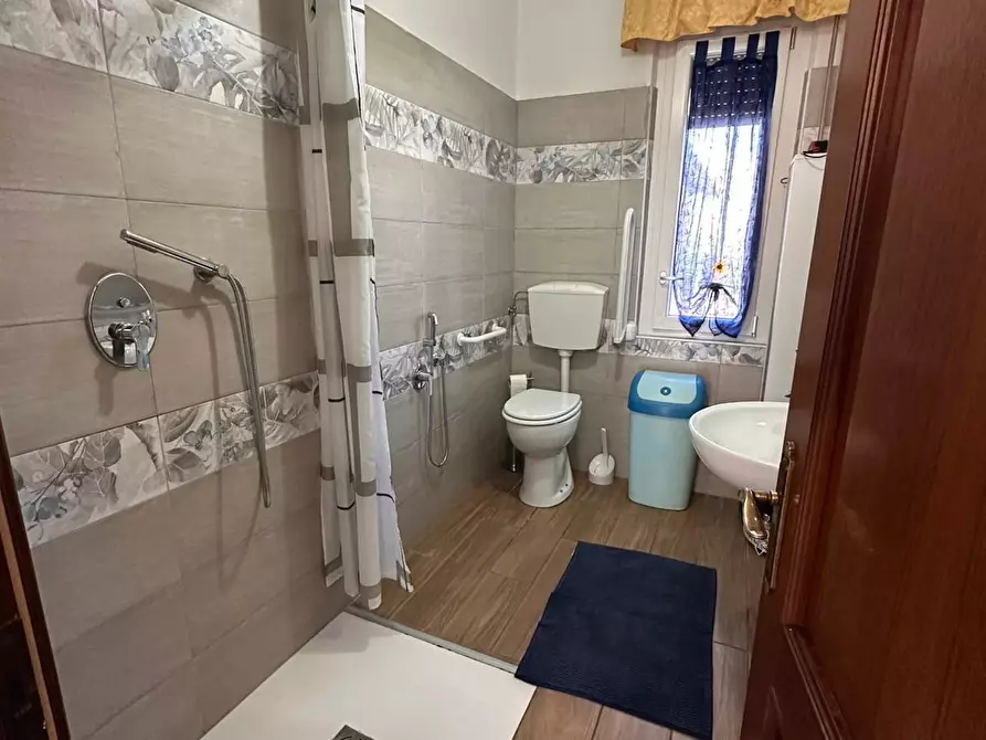 Immagine 15 di Casa semindipendente in vendita  in Via Tavolara 454 a Castelnuovo Magra