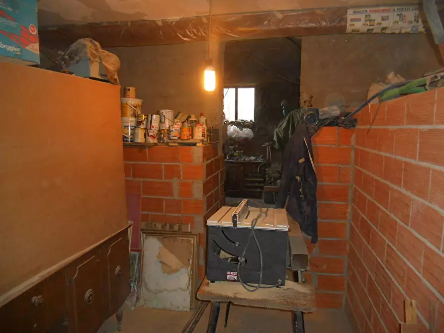 Immagine 37 di Villa in vendita  in VIA MONTECARBOLI 25 a Fosdinovo