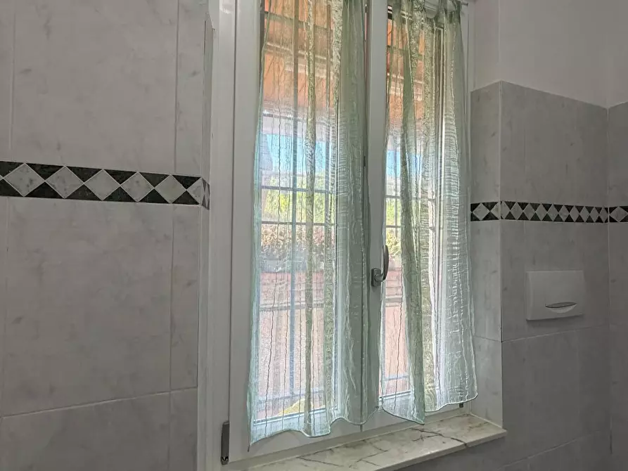 Immagine 18 di Terratetto in vendita  in Via Serravalle a Ortonovo