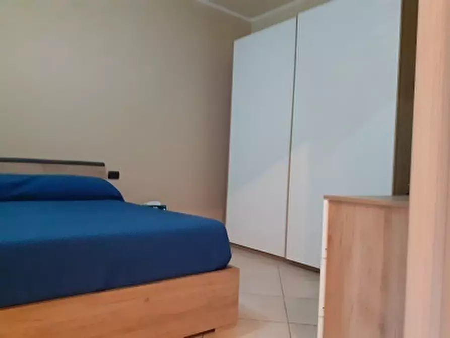 Immagine 10 di Bilocale in vendita  in Viale XX Settembre 241 a Carrara