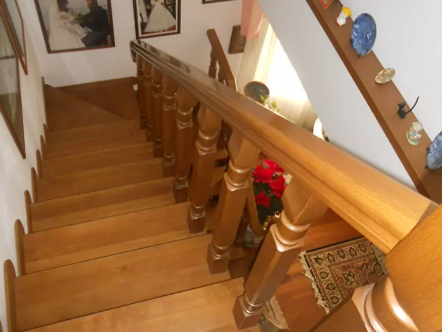 Immagine 20 di Villa in vendita  in Via dei Pini 40 a Castelnuovo Magra