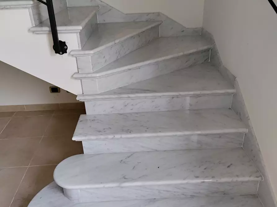 Immagine 29 di Casa semindipendente in vendita  in Via Gragnola a Castelnuovo Magra