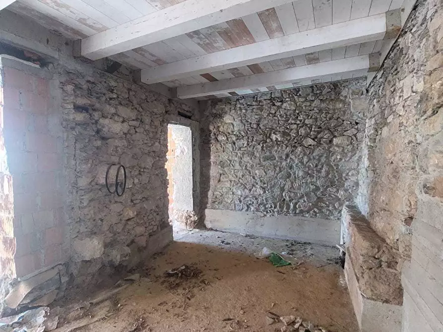 Immagine 24 di Casa semindipendente in vendita  in Via Belvedere 13 a Sarzana