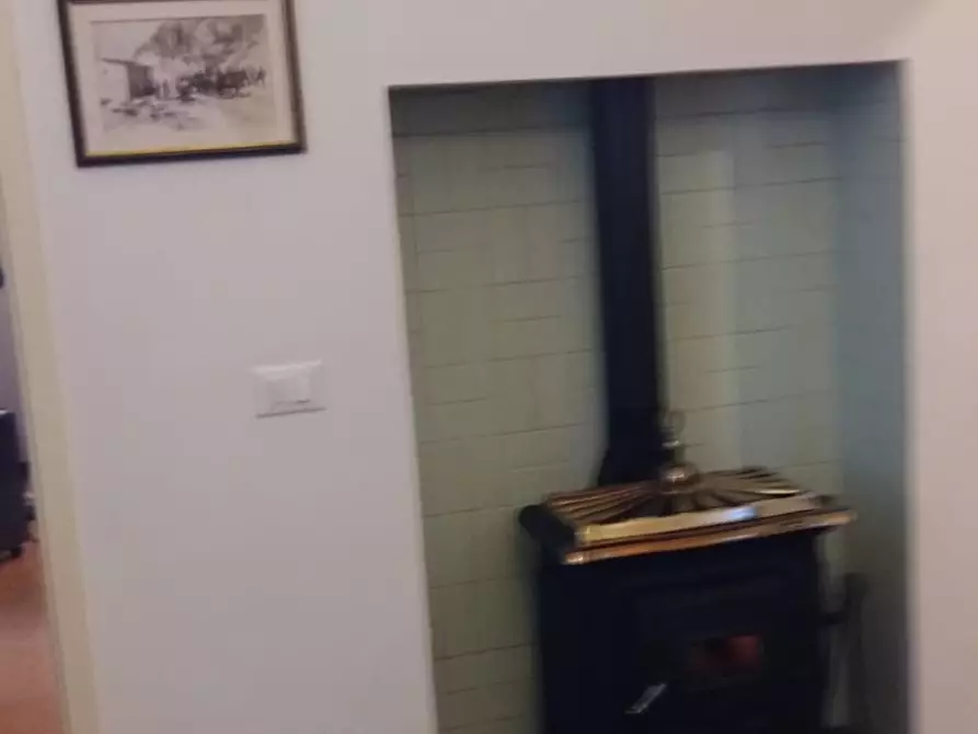 Immagine 42 di Casa semindipendente in vendita  in CORSO 40 a Ortonovo