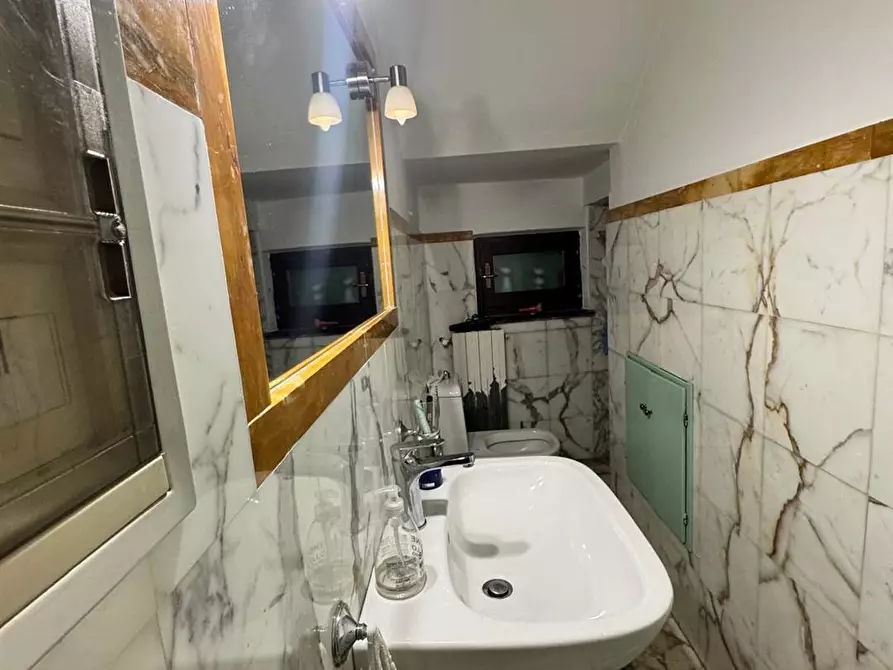 Immagine 11 di Villa in vendita  in ISOLA a Ortonovo