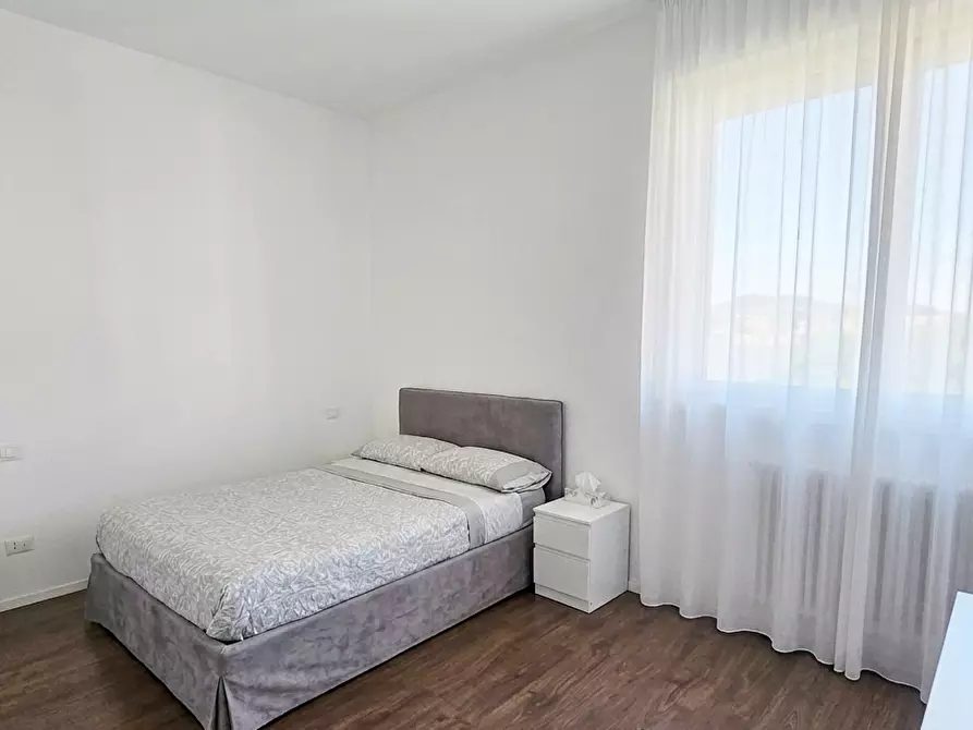 Immagine 5 di Trilocale in affitto  a Bologna