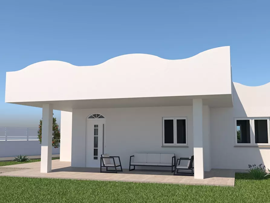 Immagine 1 di Casa bifamiliare in vendita  in Via Africa Orientale 43 a San Felice Circeo