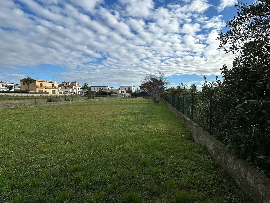 Immagine 2 di Terreno industriale in vendita  in Via Giuseppe Verdi 23A a San Felice Circeo