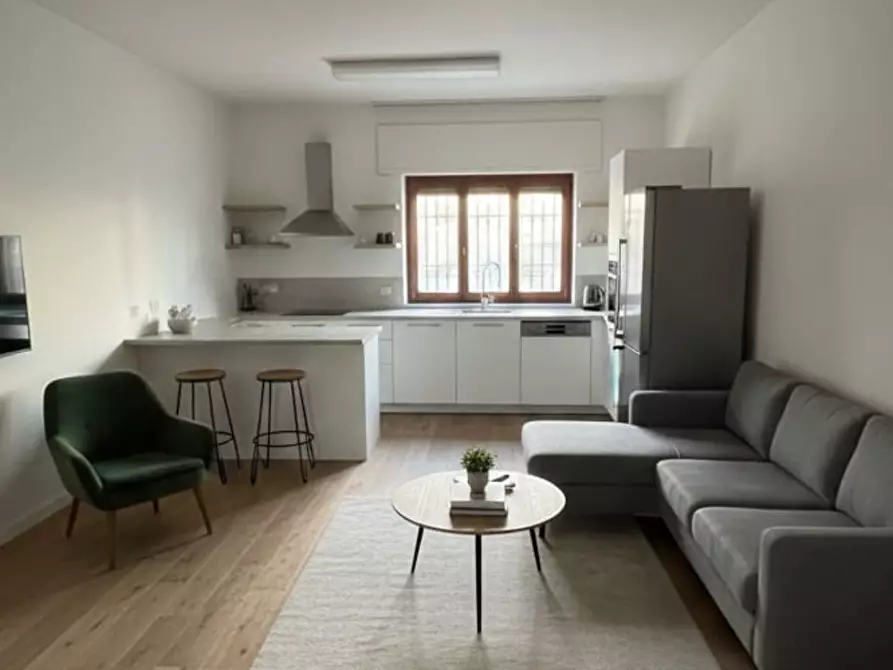 Immagine 1 di Monolocale in vendita  in Piazza John Fitzgerald Kennedy a San Felice Circeo