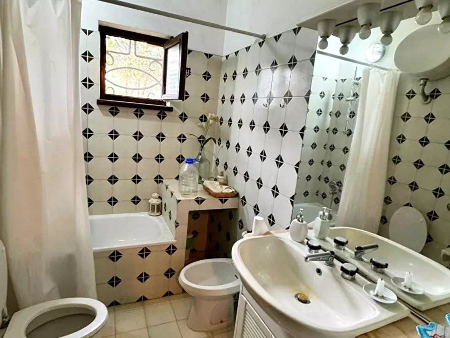 Immagine 12 di Casa bifamiliare in vendita  in Via Terracina 110 a San Felice Circeo