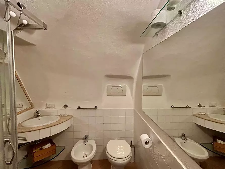 Immagine 8 di Appartamento in vendita  in centro storico a San Felice Circeo