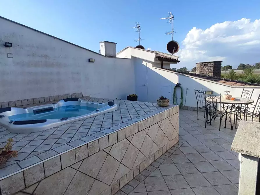 Immagine 19 di Villetta a schiera in vendita  in Viale Regina Elena 64 a San Felice Circeo